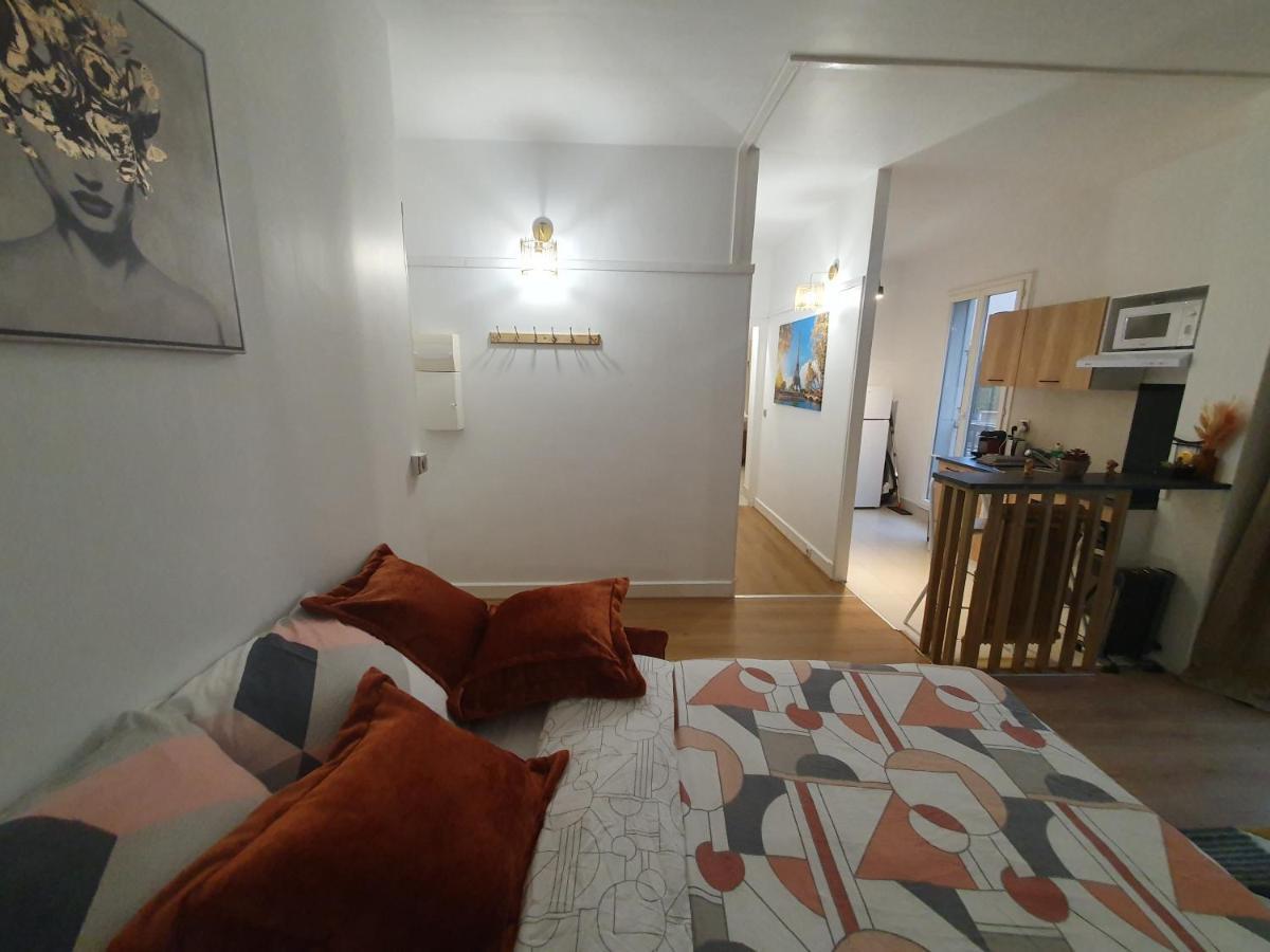 Voisin De Louis Xiv,Free Parking Apartamento Versalhes Exterior foto