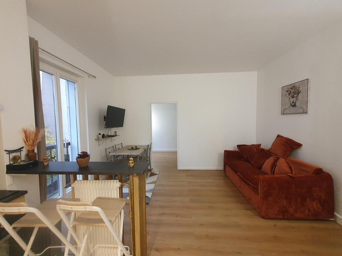 Voisin De Louis Xiv,Free Parking Apartamento Versalhes Exterior foto